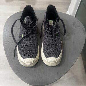 Cariuma Gray Knit High Tops Size 10.5 (Womens) or 9 Mens